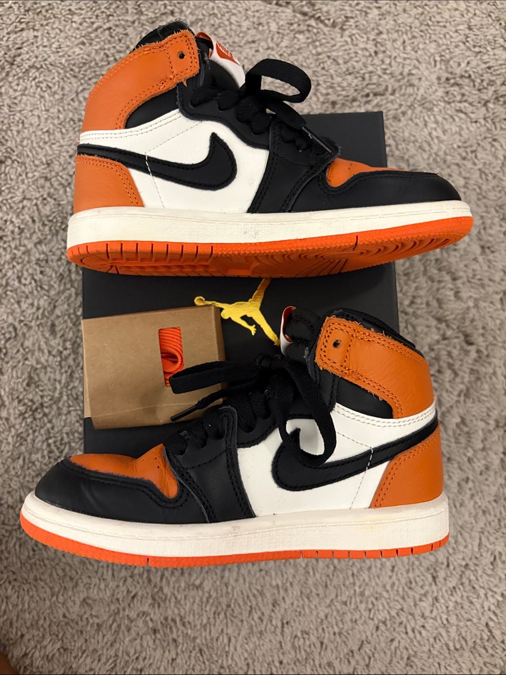 Kids’ Retro Jordan 1 Black and Orange- Shattered Backboard - Picture 7 of 9